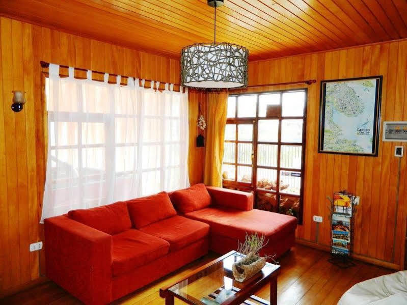 Hostal Torre De Babel Castro Dış mekan fotoğraf